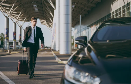 Effortless Airport Transfers to or from Stockton Metropolitan Airport SCK - Bookinglane